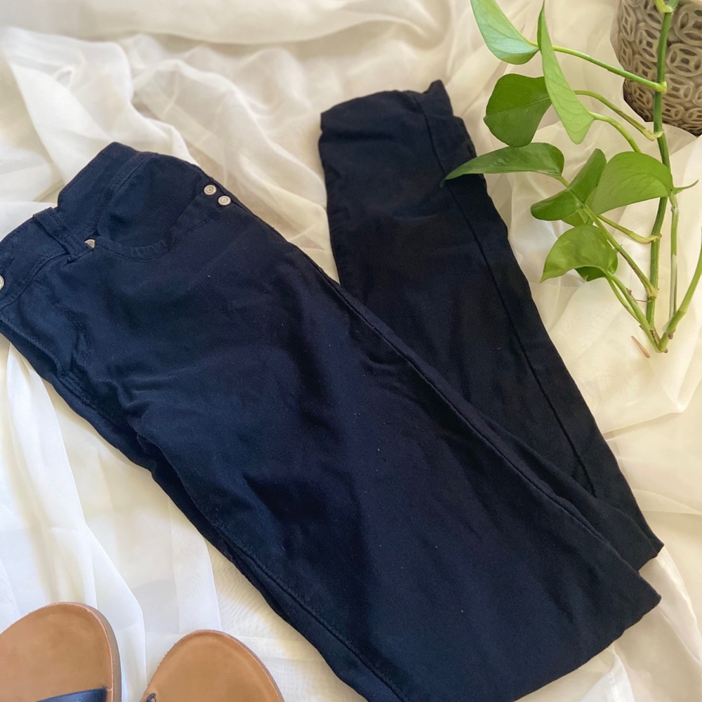 Black jean/jeggings